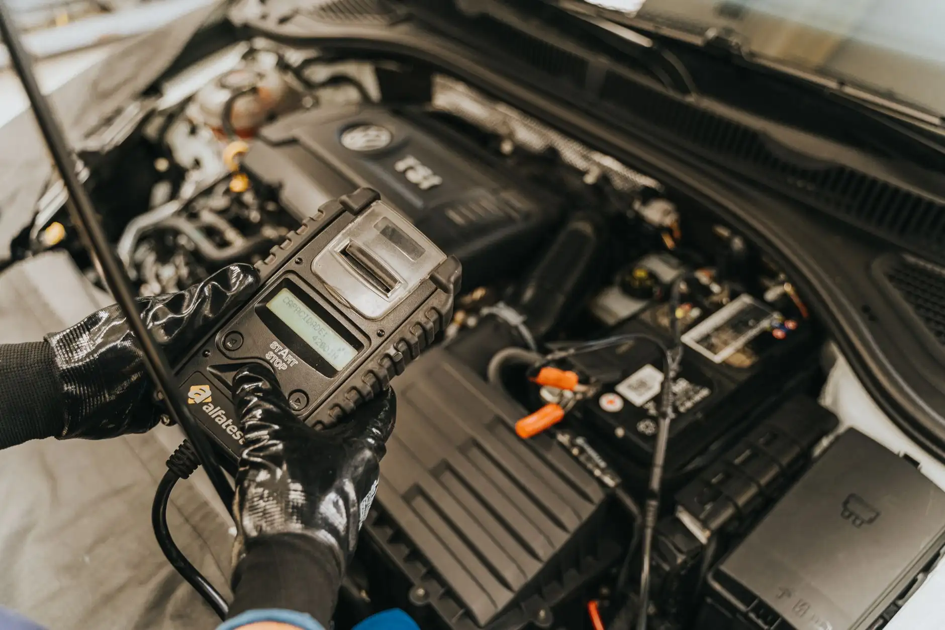摄影补光灯色温校准技术要点与实拍应用解析