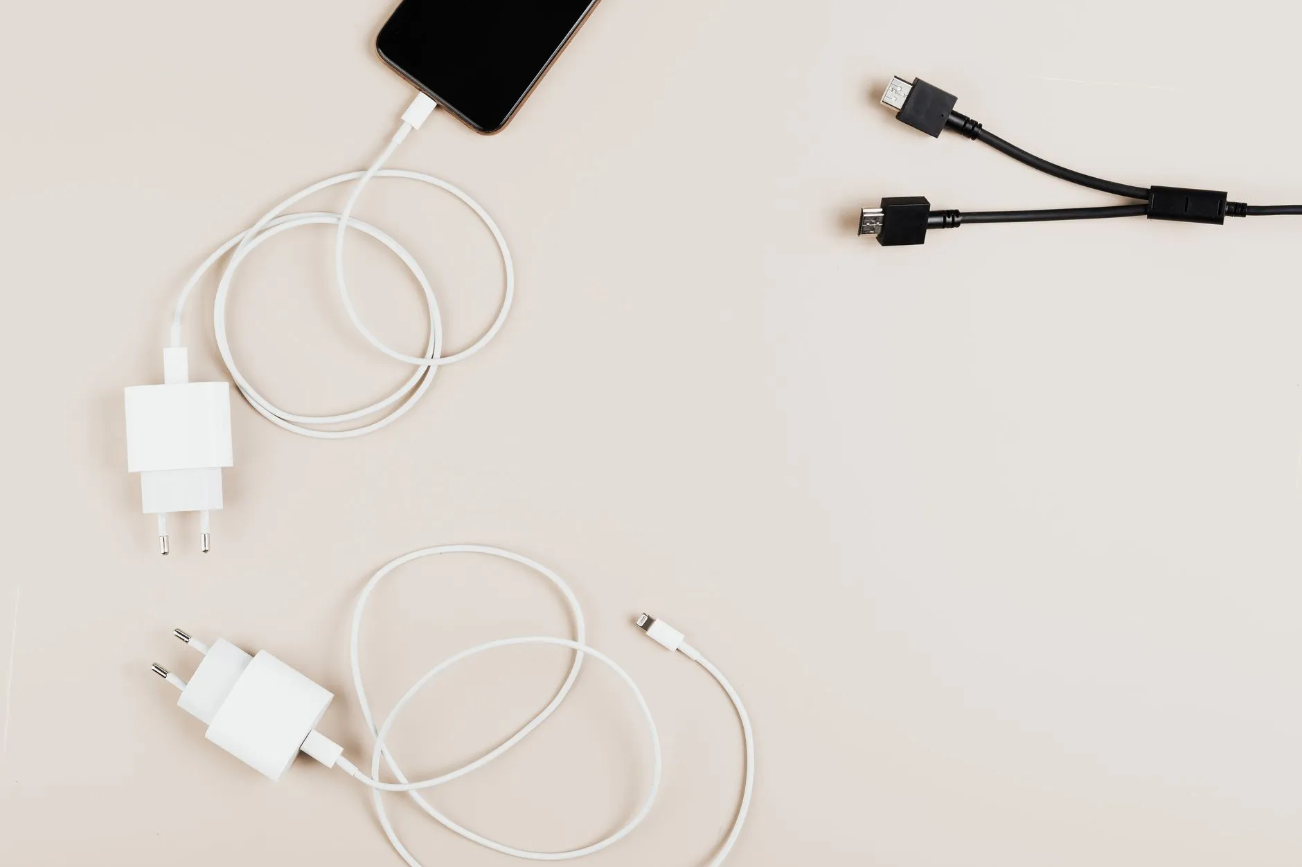 厦门兴谣城撑科技摄影器材三脚架系列产品技术优势解析