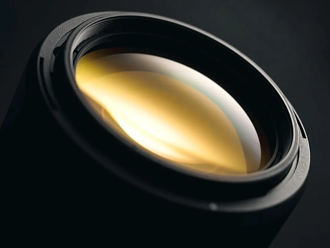 柔光箱与补光灯搭配方案：提升影视工作室布光效率的实战指南